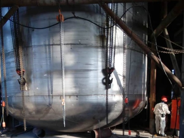 山東東曉生物大型發(fā)酵罐（530立方）施工現(xiàn)場